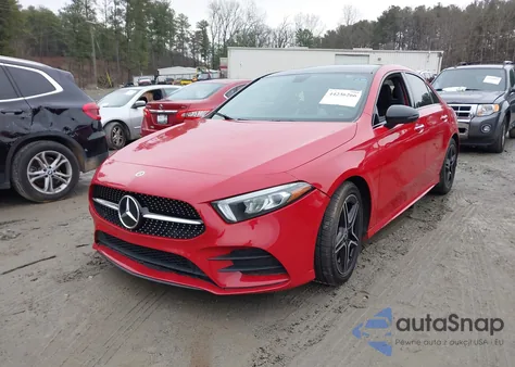 2019 Mercedes-Benz A 220 4Matic из США, поврежденный, VIN WDD3G4FB5KW019416